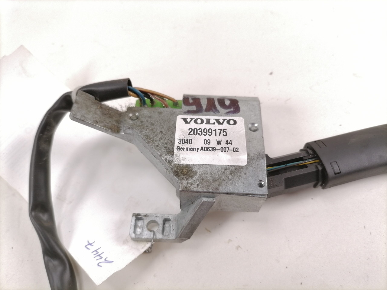 Volvo Switch 20399175 - Elektrisch systeem voor Vrachtwagen: afbeelding 3 Volvo Switch 20399175 - Elektrisch systeem voor Vrachtwagen: afbeelding 3