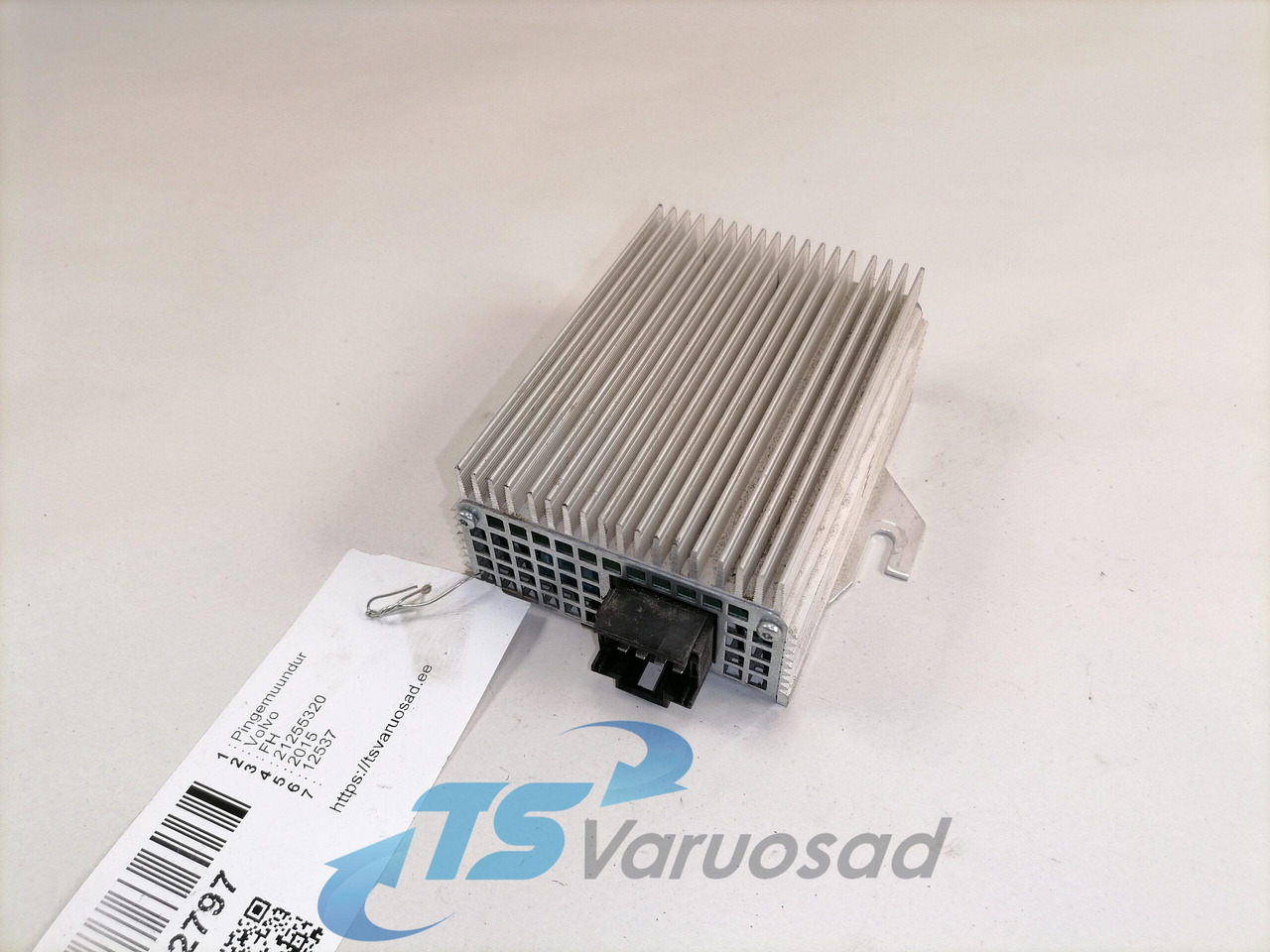 Volvo Voltage converter 21255320 - Elektrisch systeem voor Vrachtwagen: afbeelding 1 Volvo Voltage converter 21255320 - Elektrisch systeem voor Vrachtwagen: afbeelding 1