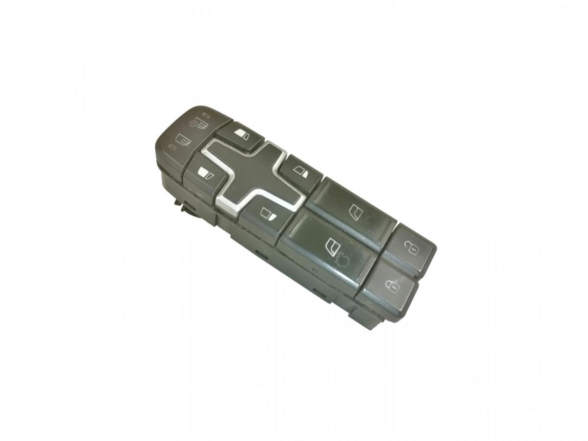 Volvo Volvo lüliti, aknatõstuk 22154235 - Cabine voor Vrachtwagen: afbeelding 1 Volvo Volvo lüliti, aknatõstuk 22154235 - Cabine voor Vrachtwagen: afbeelding 1