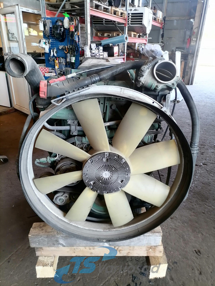 Volvo Volvo mootor D13K460 22070191 - Motor voor Vrachtwagen: afbeelding 2 Volvo Volvo mootor D13K460 22070191 - Motor voor Vrachtwagen: afbeelding 2