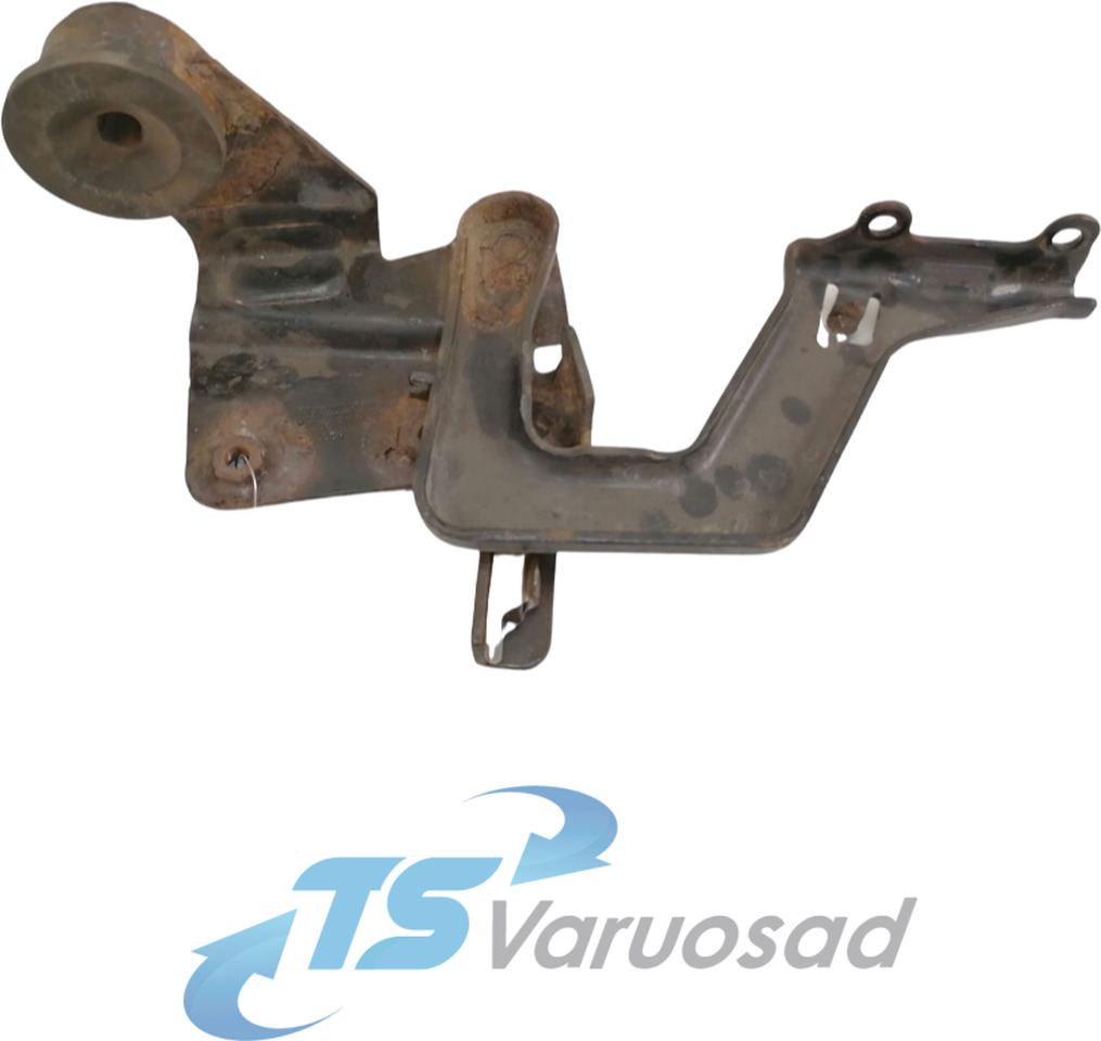Volvo lower grille carrier hinge 20545095 - Rooster voor Vrachtwagen: afbeelding 1 Volvo lower grille carrier hinge 20545095 - Rooster voor Vrachtwagen: afbeelding 1
