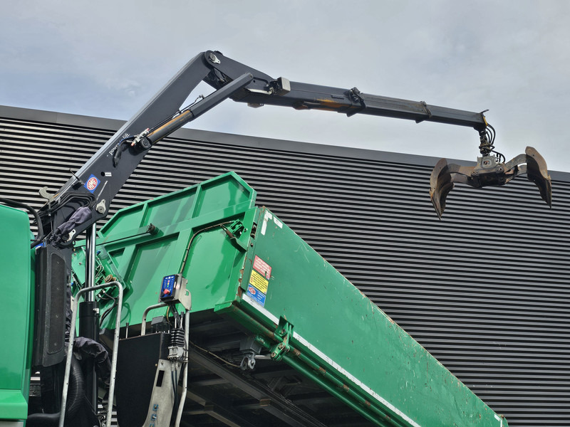 DAF TATRA 6X6 / T158/II / 2 SIDE TIPPER - HMF Z CRANE - Kipper vrachtwagen, Kraanwagen: afbeelding 2 DAF TATRA 6X6 / T158/II / 2 SIDE TIPPER - HMF Z CRANE - Kipper vrachtwagen, Kraanwagen: afbeelding 2