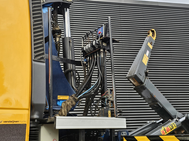 Iveco TRAKKER 380 8X6 / EURO 6 / CRANE + HOOKLIFT - Haakarmsysteem vrachtwagen, Kraanwagen: afbeelding 5 Iveco TRAKKER 380 8X6 / EURO 6 / CRANE + HOOKLIFT - Haakarmsysteem vrachtwagen, Kraanwagen: afbeelding 5