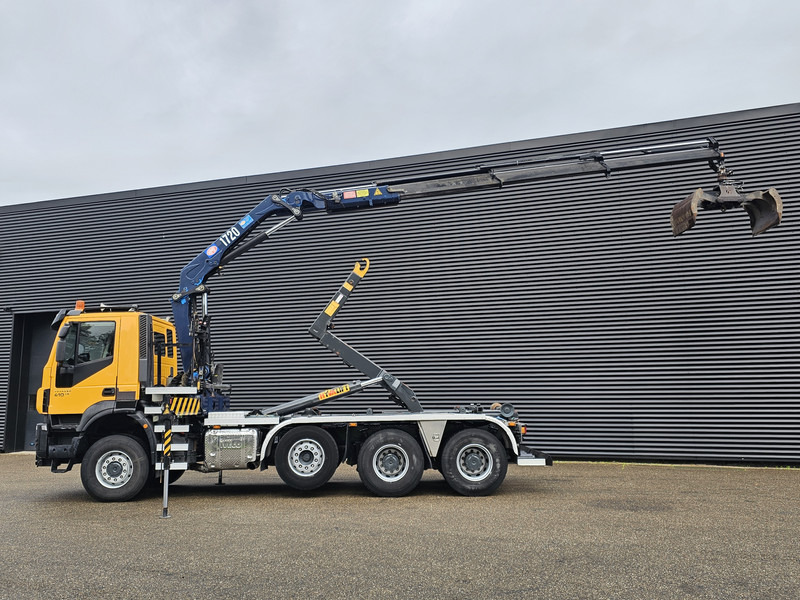 Iveco TRAKKER 380 8X6 / EURO 6 / CRANE + HOOKLIFT - Haakarmsysteem vrachtwagen, Kraanwagen: afbeelding 3 Iveco TRAKKER 380 8X6 / EURO 6 / CRANE + HOOKLIFT - Haakarmsysteem vrachtwagen, Kraanwagen: afbeelding 3