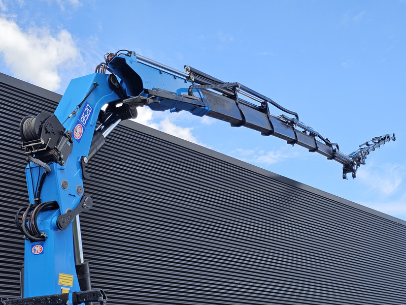 MAN TGX 35.480 8x4-4 / HMF 85 t/m + JIB / WINCH - Vrachtwagen met open laadbak, Kraanwagen: afbeelding 5 MAN TGX 35.480 8x4-4 / HMF 85 t/m + JIB / WINCH - Vrachtwagen met open laadbak, Kraanwagen: afbeelding 5