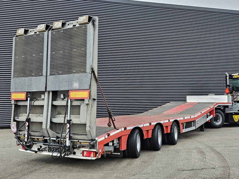 Max Trailer 3 x steering axle / hydraulic ramp / hydraulic bed - Dieplader oplegger: afbeelding 4 Max Trailer 3 x steering axle / hydraulic ramp / hydraulic bed - Dieplader oplegger: afbeelding 4