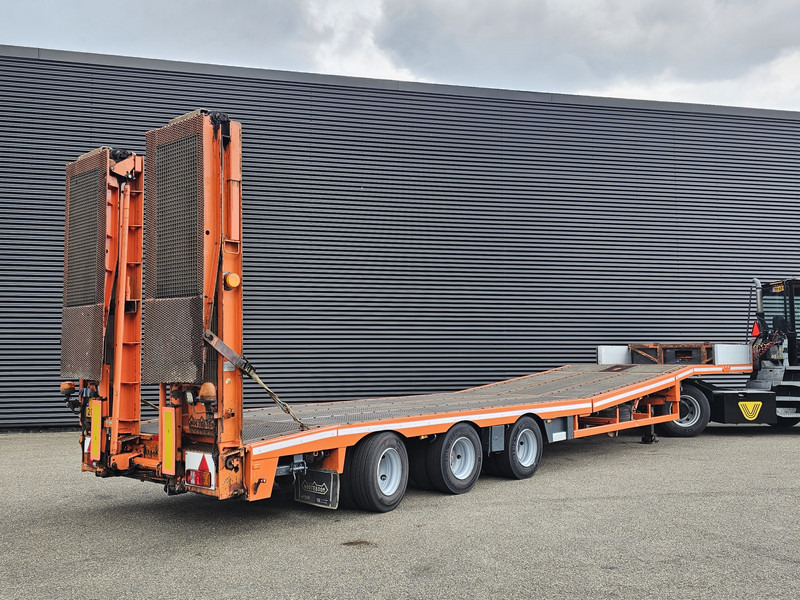 Nooteboom OSD-48-03/L / HYDRAULIC BED + RAMP - Dieplader oplegger: afbeelding 4 Nooteboom OSD-48-03/L / HYDRAULIC BED + RAMP - Dieplader oplegger: afbeelding 4