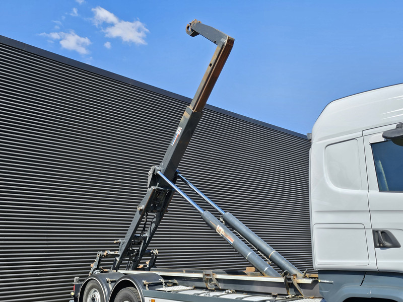 Scania R450 6x2*4 / EURO 6 / VDL HOOKLIFT - Haakarmsysteem vrachtwagen: afbeelding 4 Scania R450 6x2*4 / EURO 6 / VDL HOOKLIFT - Haakarmsysteem vrachtwagen: afbeelding 4