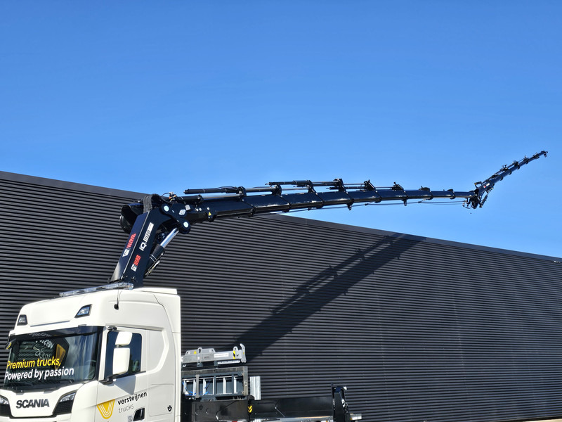 Scania R590 V8 / 8X2 / HIAB 1188 + JIB + WINCH - Vrachtwagen met open laadbak, Kraanwagen: afbeelding 2 Scania R590 V8 / 8X2 / HIAB 1188 + JIB + WINCH - Vrachtwagen met open laadbak, Kraanwagen: afbeelding 2