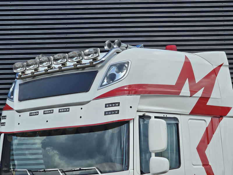 DAF XF480 / 6x2/4 / LIFT STEERING AXLE - Trekker: afbeelding 4 DAF XF480 / 6x2/4 / LIFT STEERING AXLE - Trekker: afbeelding 4