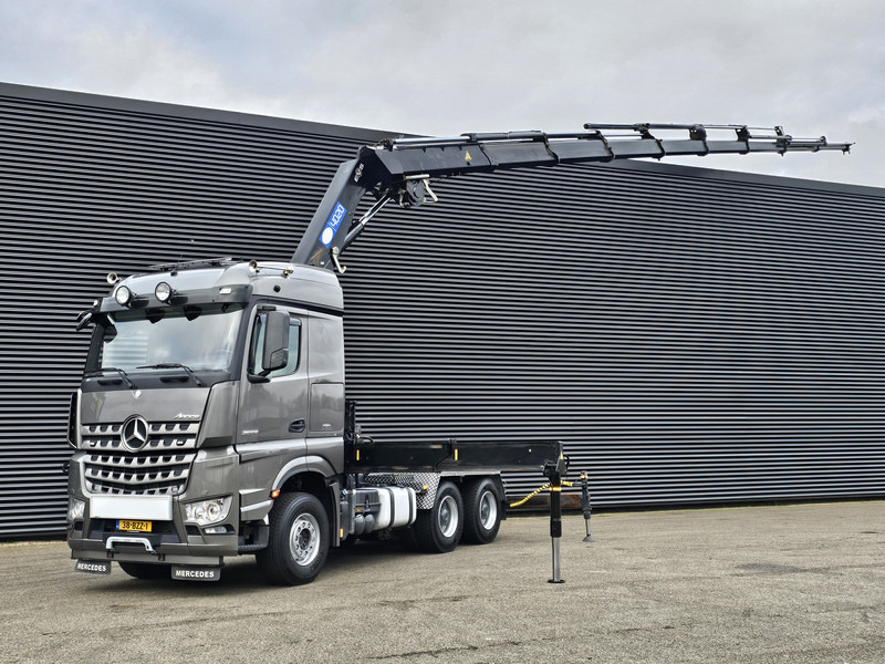 Mercedes-Benz Arocs 2658 6x4 / HMF 40 t/m - 21.3 mtr / WINCH - Trekker: afbeelding 1 Mercedes-Benz Arocs 2658 6x4 / HMF 40 t/m - 21.3 mtr / WINCH - Trekker: afbeelding 1