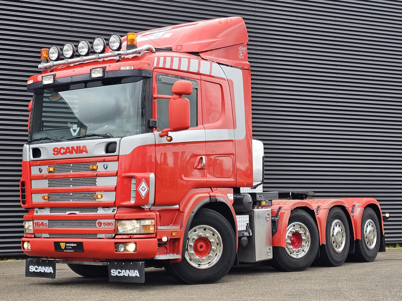 Scania R 164.580 8x4-4 / MANUAL / RETARDER / BIG AXLE / 150T - Trekker: afbeelding 1 Scania R 164.580 8x4-4 / MANUAL / RETARDER / BIG AXLE / 150T - Trekker: afbeelding 1