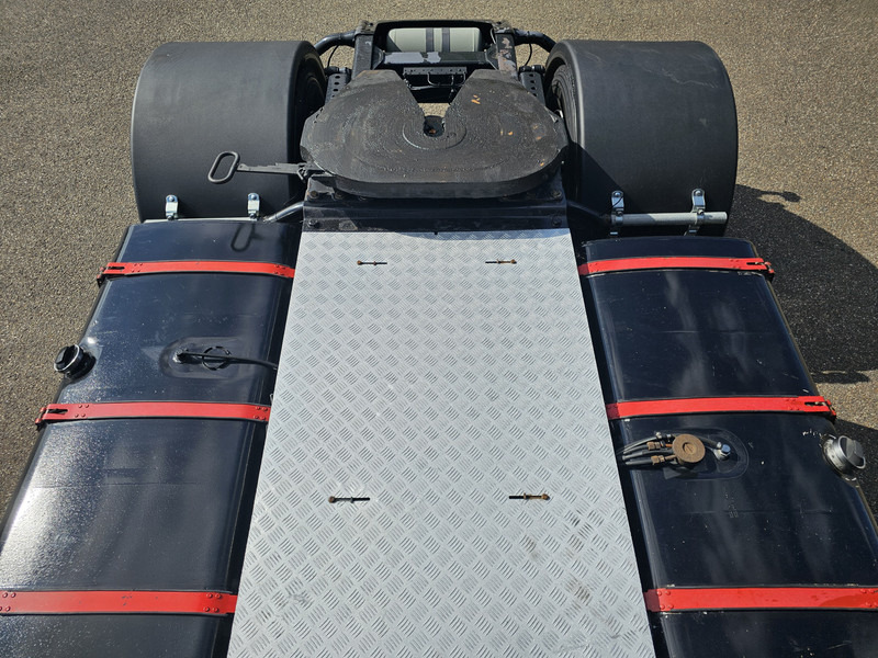 Scania R164.580 V8 / MANUAL / RETARDER / TOPLINE - Trekker: afbeelding 4 Scania R164.580 V8 / MANUAL / RETARDER / TOPLINE - Trekker: afbeelding 4