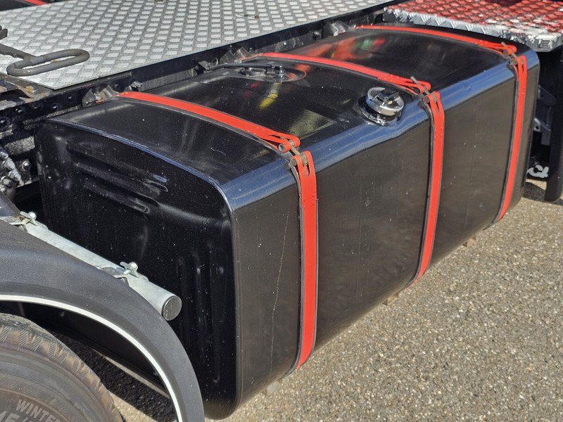 Scania R164.580 V8 / MANUAL / RETARDER / TOPLINE - Trekker: afbeelding 3 Scania R164.580 V8 / MANUAL / RETARDER / TOPLINE - Trekker: afbeelding 3