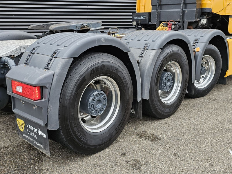 Scania T164 V8 8x4 TORPEDO / HYDRAULIC / ORIGINAL TORPEDO - Trekker: afbeelding 5 Scania T164 V8 8x4 TORPEDO / HYDRAULIC / ORIGINAL TORPEDO - Trekker: afbeelding 5