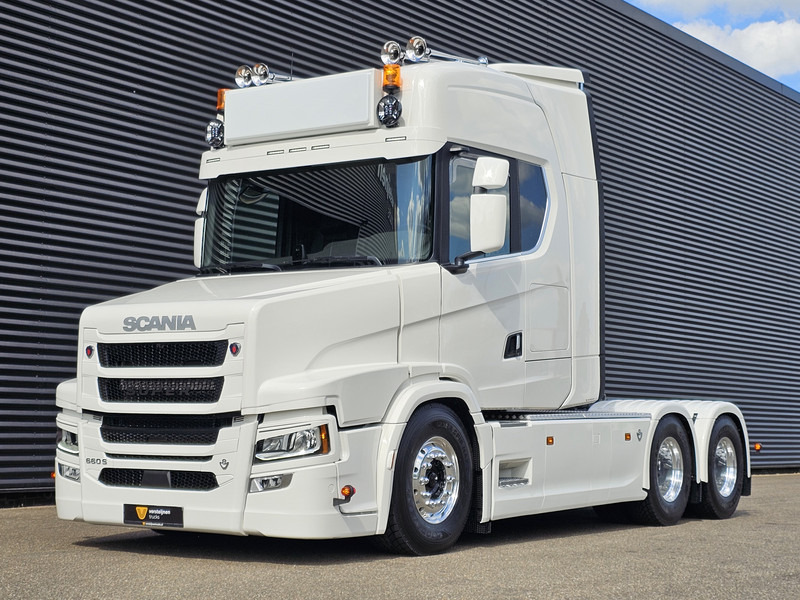 Scania T660 V8 6x4 TORPEDO / HAUBER / SHOW TRUCK - Trekker: afbeelding 1 Scania T660 V8 6x4 TORPEDO / HAUBER / SHOW TRUCK - Trekker: afbeelding 1