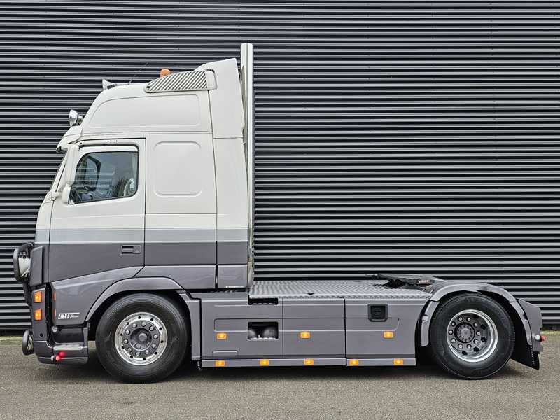 Volvo FH400 4X2 / SHOWTRUCK / SPECIAL / EXHAUST VALVE - Trekker: afbeelding 5 Volvo FH400 4X2 / SHOWTRUCK / SPECIAL / EXHAUST VALVE - Trekker: afbeelding 5