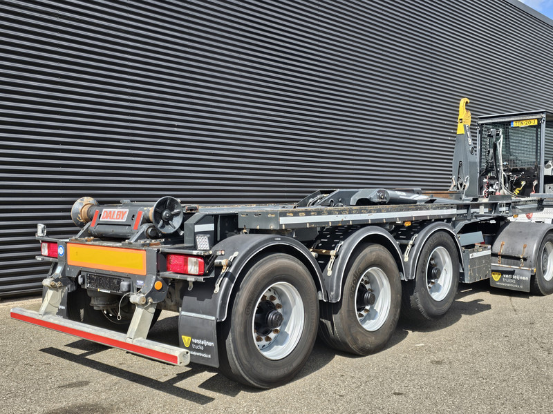 Van Bouwel 25T HOOKLIFT / ABROLKIPPER / LIFT AXLE - Containertransporter/ Wissellaadbak oplegger: afbeelding 5 Van Bouwel 25T HOOKLIFT / ABROLKIPPER / LIFT AXLE - Containertransporter/ Wissellaadbak oplegger: afbeelding 5