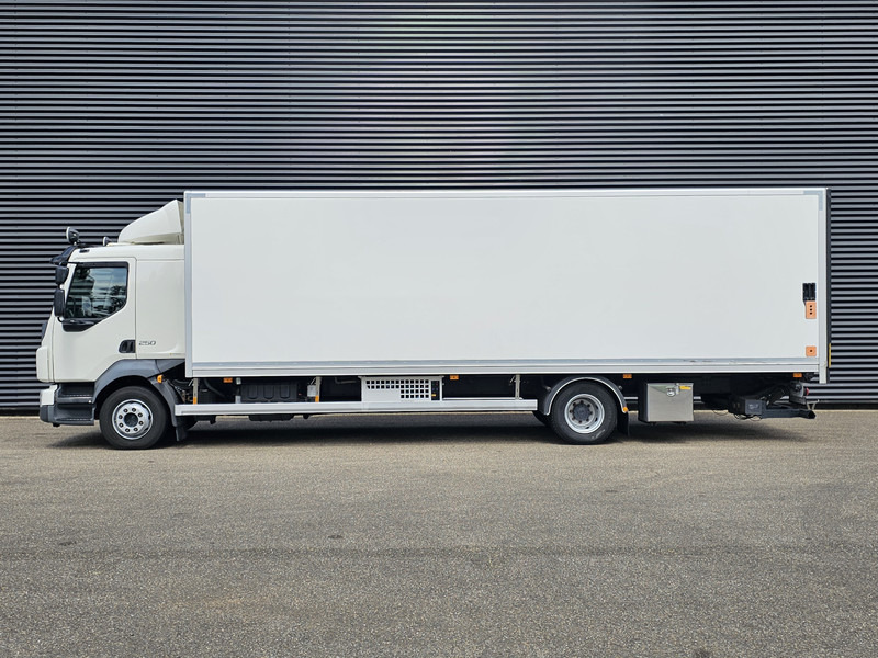 Volvo FL250 / ELECTRO-COOLING / 4X2 / ELECTRO-COOLING / KOFFER / LBW - Koelwagen vrachtwagen: afbeelding 4 Volvo FL250 / ELECTRO-COOLING / 4X2 / ELECTRO-COOLING / KOFFER / LBW - Koelwagen vrachtwagen: afbeelding 4