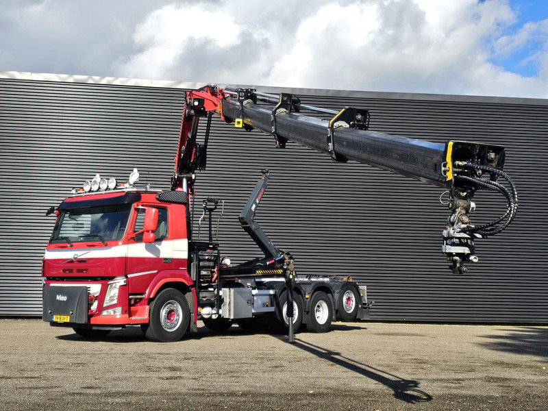 Volvo FM 420 8x2 / HIAB HOOKLIFT + 30 t/m CRANE - KRAN - Kraanwagen: afbeelding 3 Volvo FM 420 8x2 / HIAB HOOKLIFT + 30 t/m CRANE - KRAN - Kraanwagen: afbeelding 3