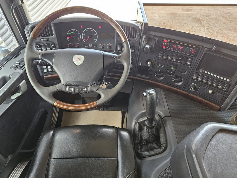 Vrachtwagen Scania P420 10x4 / 150T / MANUAL GEARBOX / RETARDER: afbeelding 19