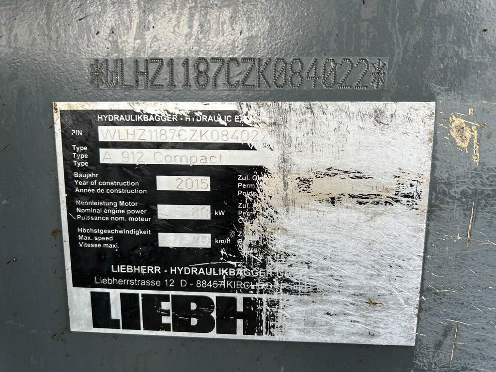 Liebherr A 912 Compact 3X Löffel 3 X Buckets Liebherr A 912 Compact guter Zustand - Mobiele graafmachine: afbeelding 3 Liebherr A 912 Compact 3X Löffel 3 X Buckets Liebherr A 912 Compact guter Zustand - Mobiele graafmachine: afbeelding 3