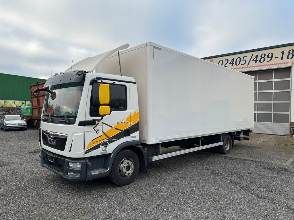 MAN 12.250 4X2 Koffer LBW Klima Diff.Sperre AHK MAN 12.250 4X2 Koffer LBW Klima Diff.Sperre AHK - Bakwagen: afbeelding 1 MAN 12.250 4X2 Koffer LBW Klima Diff.Sperre AHK MAN 12.250 4X2 Koffer LBW Klima Diff.Sperre AHK - Bakwagen: afbeelding 1