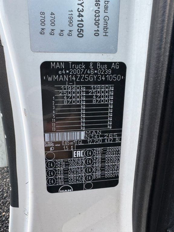 MAN 12.250 4X2 Koffer LBW Klima Diff.Sperre AHK MAN 12.250 4X2 Koffer LBW Klima Diff.Sperre AHK - Bakwagen: afbeelding 3 MAN 12.250 4X2 Koffer LBW Klima Diff.Sperre AHK MAN 12.250 4X2 Koffer LBW Klima Diff.Sperre AHK - Bakwagen: afbeelding 3