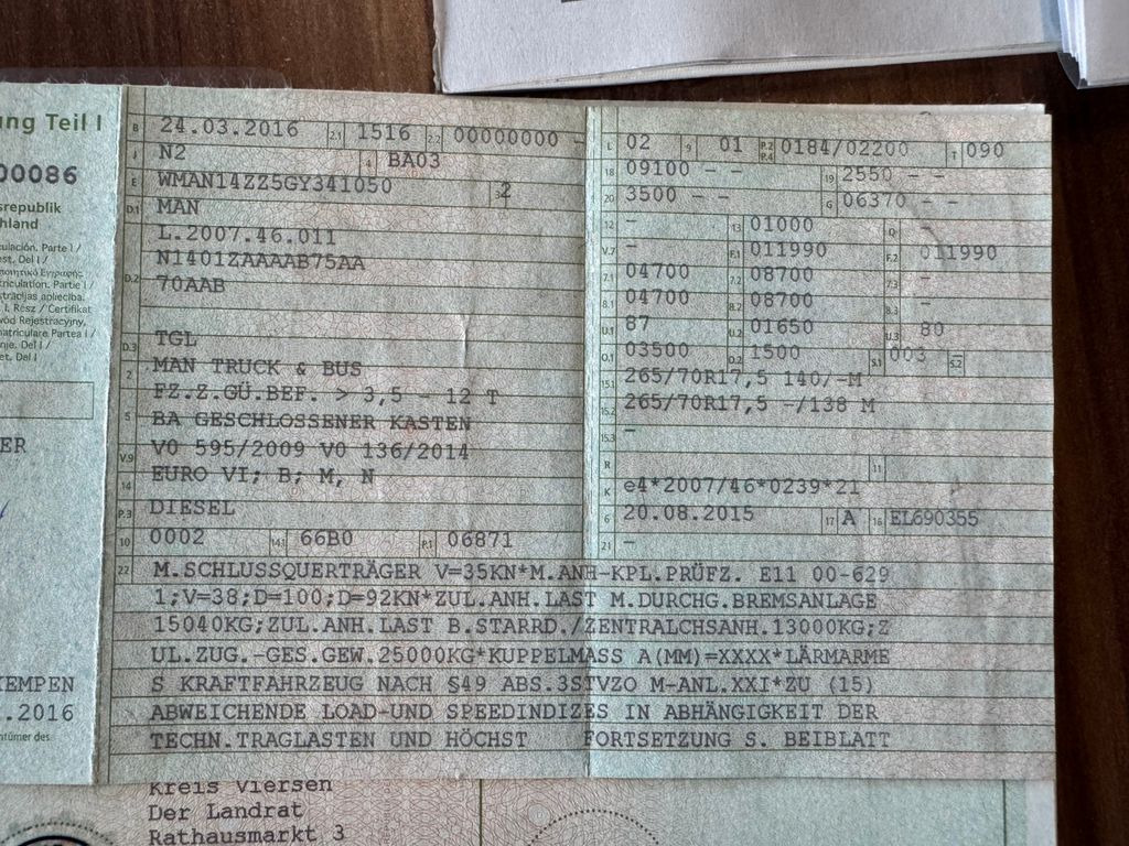 MAN 12.250 4X2 Koffer LBW Klima Diff.Sperre AHK MAN 12.250 4X2 Koffer LBW Klima Diff.Sperre AHK - Bakwagen: afbeelding 2 MAN 12.250 4X2 Koffer LBW Klima Diff.Sperre AHK MAN 12.250 4X2 Koffer LBW Klima Diff.Sperre AHK - Bakwagen: afbeelding 2