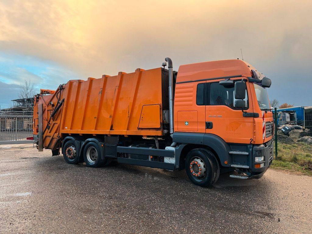 MAN 26.360 6X2 Müllwagen MAN 26.360 6X2 Müllwagen - Vuilniswagen: afbeelding 1 MAN 26.360 6X2 Müllwagen MAN 26.360 6X2 Müllwagen - Vuilniswagen: afbeelding 1