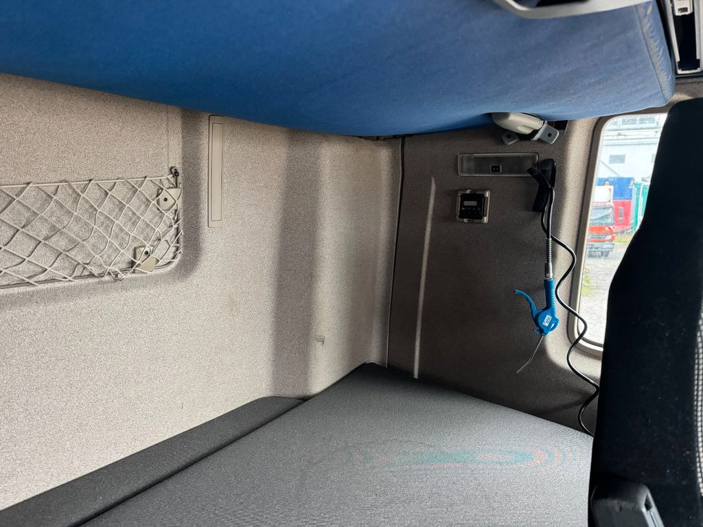 MAN 26.460 6X2 Retarder Klima Navigation guter Zust. MAN 26.460 6X2 Retarder Klima Navigation guter Zust. - Haakarmsysteem vrachtwagen: afbeelding 5 MAN 26.460 6X2 Retarder Klima Navigation guter Zust. MAN 26.460 6X2 Retarder Klima Navigation guter Zust. - Haakarmsysteem vrachtwagen: afbeelding 5