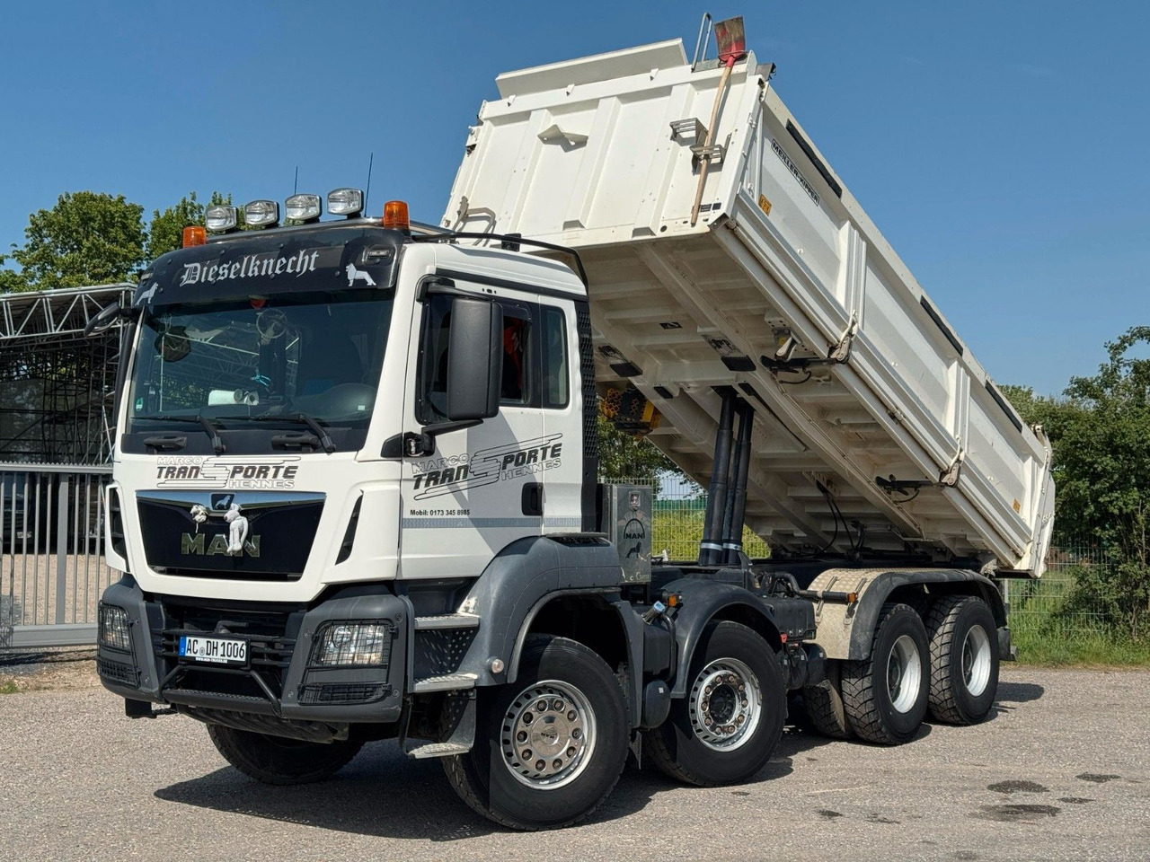 MAN 35.460 8x4 Meiller 3S. Kipper Bordmatik Retarder - Kipper vrachtwagen: afbeelding 1 MAN 35.460 8x4 Meiller 3S. Kipper Bordmatik Retarder - Kipper vrachtwagen: afbeelding 1
