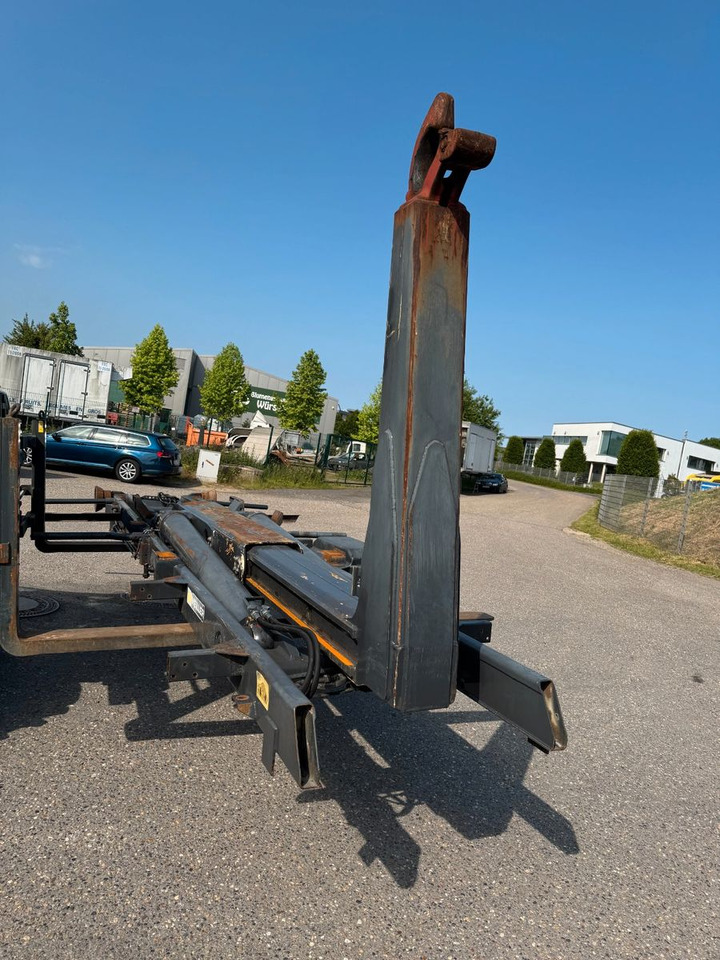 Meiller Abrollaufbau RK 20,65 - Haakarmsysteem vrachtwagen: afbeelding 1 Meiller Abrollaufbau RK 20,65 - Haakarmsysteem vrachtwagen: afbeelding 1