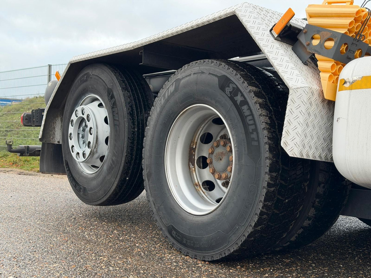 Mercedes-Benz 2558 6x2 Meiller RK 20.65 | Retarder | Klima - Haakarmsysteem vrachtwagen: afbeelding 5 Mercedes-Benz 2558 6x2 Meiller RK 20.65 | Retarder | Klima - Haakarmsysteem vrachtwagen: afbeelding 5