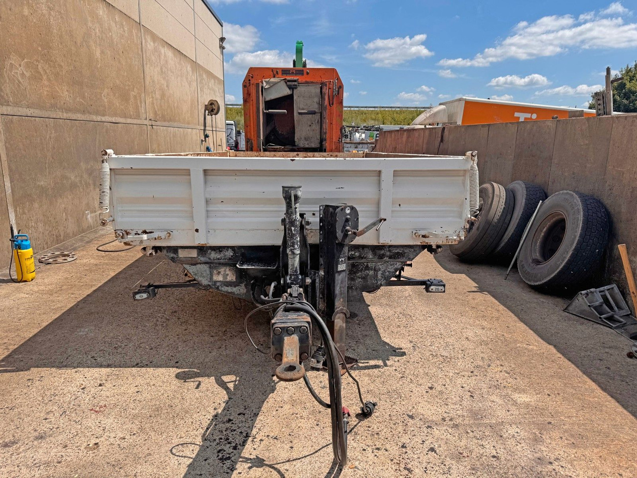 Obermaier 2 Achs 10,5 to. Dreiseitenkipper mit Rampen - Kipper aanhangwagen: afbeelding 3 Obermaier 2 Achs 10,5 to. Dreiseitenkipper mit Rampen - Kipper aanhangwagen: afbeelding 3