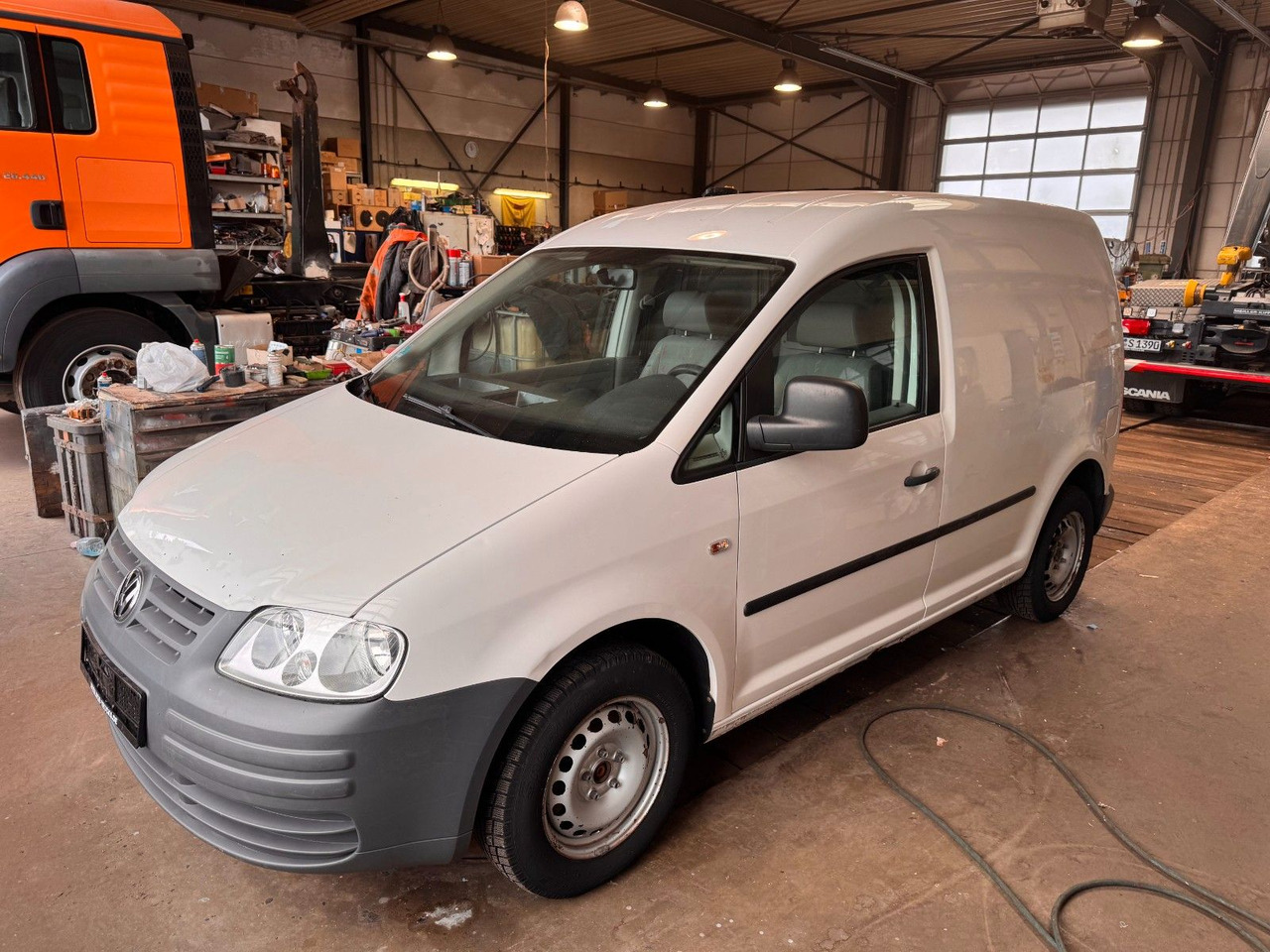 Volkswagen Caddy 69 PS Diesel - Kleine bestelwagen: afbeelding 1 Volkswagen Caddy 69 PS Diesel - Kleine bestelwagen: afbeelding 1