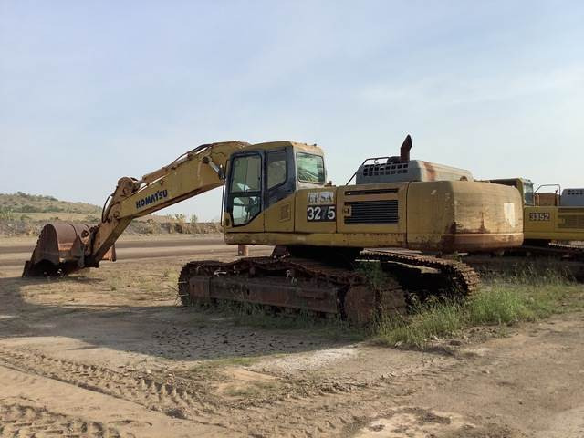 Komatsu PC450-7 - Rupsgraafmachine: afbeelding 2 Komatsu PC450-7 - Rupsgraafmachine: afbeelding 2