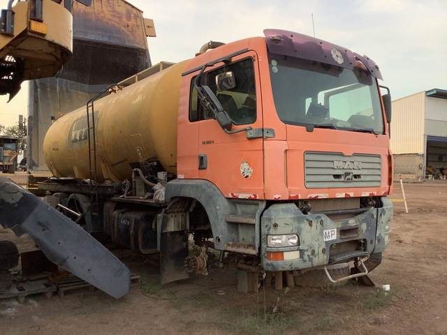 MAN 33.363 - Tankwagen: afbeelding 4 MAN 33.363 - Tankwagen: afbeelding 4