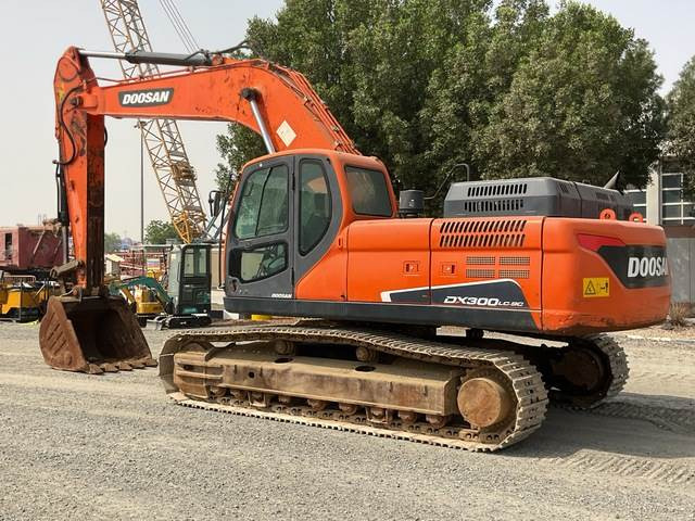 Doosan DX300LC-9C - Rupsgraafmachine: afbeelding 2 Doosan DX300LC-9C - Rupsgraafmachine: afbeelding 2