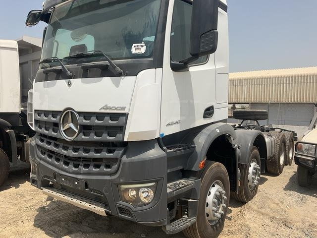 Chassis vrachtwagen Mercedes-Benz Arocs 4240: afbeelding 8