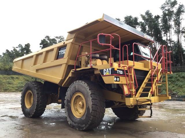 CAT 775D - Zelfrijdende kiepwagen: afbeelding 4 CAT 775D - Zelfrijdende kiepwagen: afbeelding 4