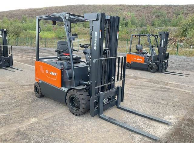 Doosan B25X-7 PLUS - Elektrische heftruck: afbeelding 4 Doosan B25X-7 PLUS - Elektrische heftruck: afbeelding 4