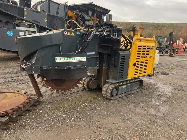 Garbin Fiber 450E - Sleuvengraver: afbeelding 3 Garbin Fiber 450E - Sleuvengraver: afbeelding 3