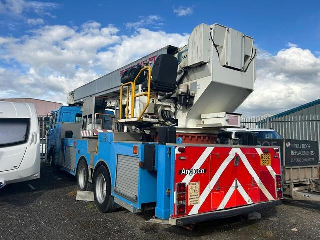 Volvo FL10 - Kraanwagen: afbeelding 3 Volvo FL10 - Kraanwagen: afbeelding 3