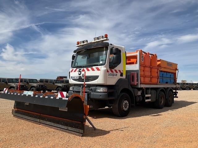 Renault Kerax 380DXI - Sneeuwruimer: afbeelding 1 Renault Kerax 380DXI - Sneeuwruimer: afbeelding 1