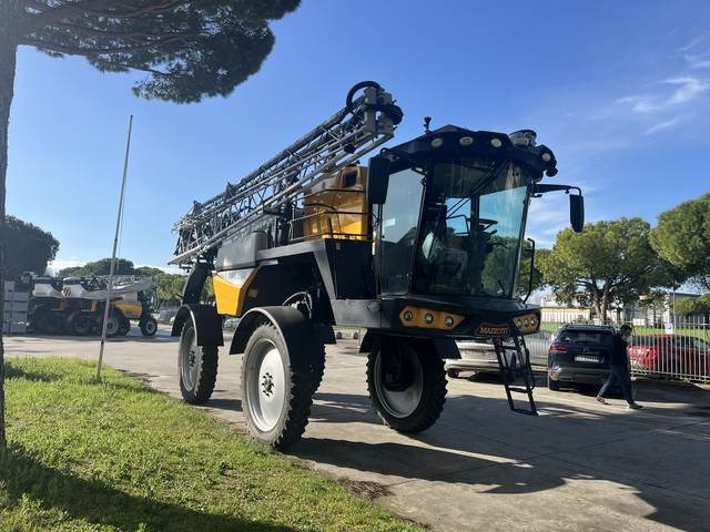 Mazzotti MAF 4240 M - Zelfrijdende veldspuit: afbeelding 4 Mazzotti MAF 4240 M - Zelfrijdende veldspuit: afbeelding 4