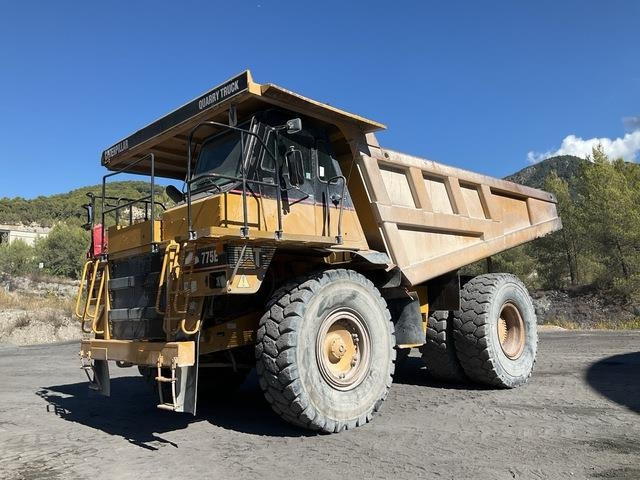 CAT 775E - Zelfrijdende kiepwagen: afbeelding 1 CAT 775E - Zelfrijdende kiepwagen: afbeelding 1