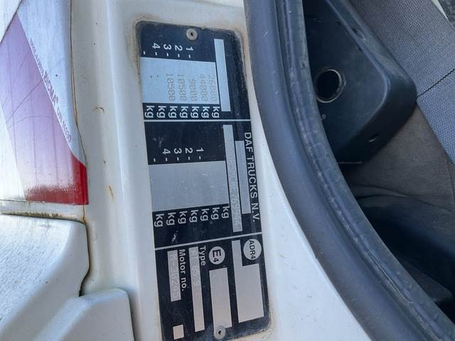 DAF CF85.460 - Rupsgraafmachine: afbeelding 5 DAF CF85.460 - Rupsgraafmachine: afbeelding 5