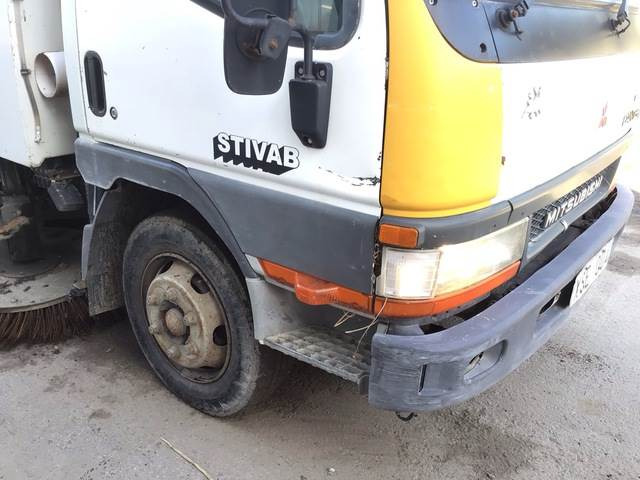 Veegwagen Mitsubishi Canter: afbeelding 19