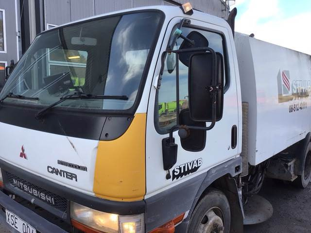 Veegwagen Mitsubishi Canter: afbeelding 9